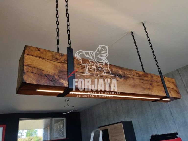 Lampara Colgante De Madera + Cadenas, Luz Led Cálida Vintage - Forjaya.cL